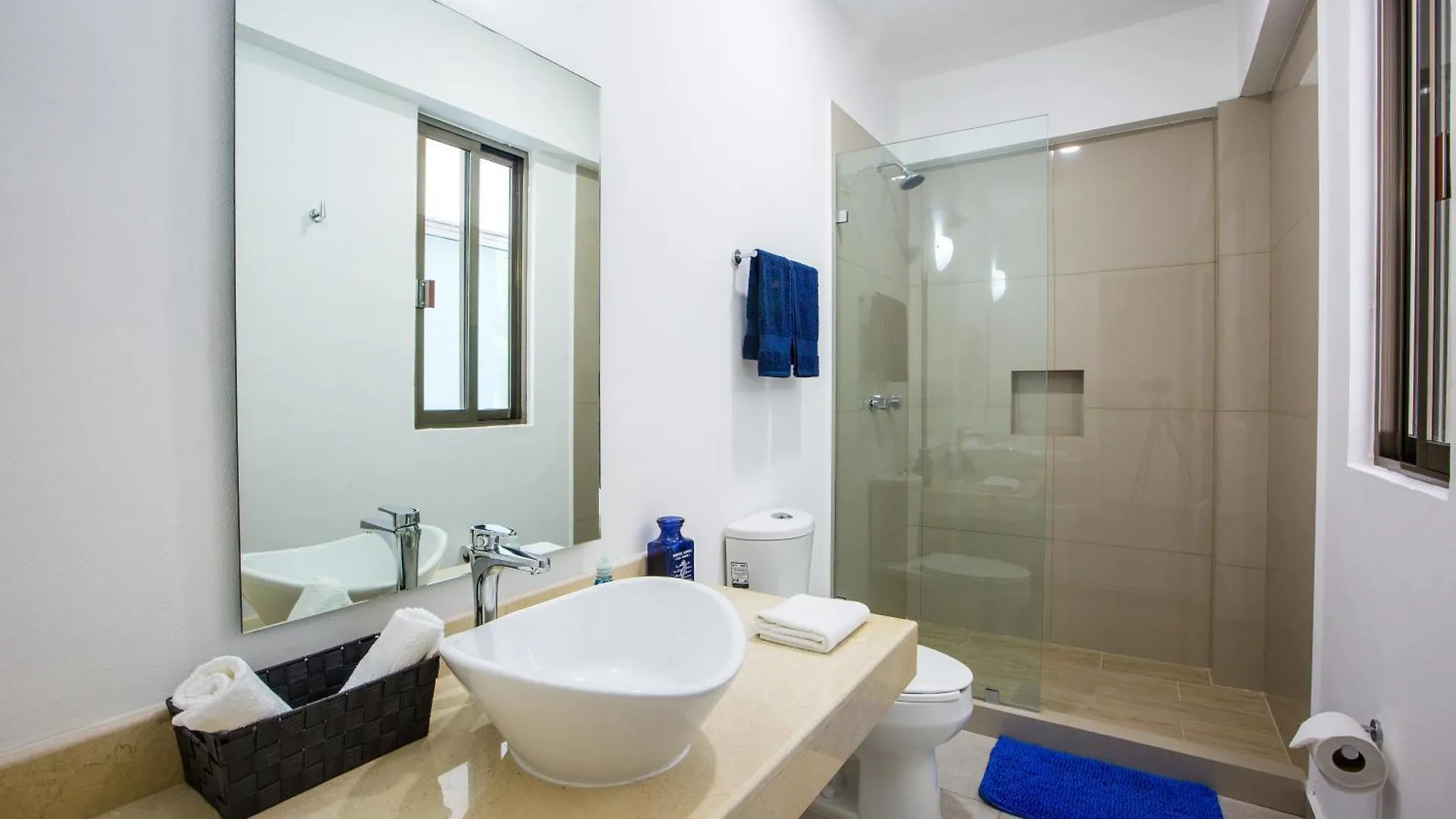Best Apartments And Penthouses With Jacuzzi Pool In Pdc! Playa del Carmen