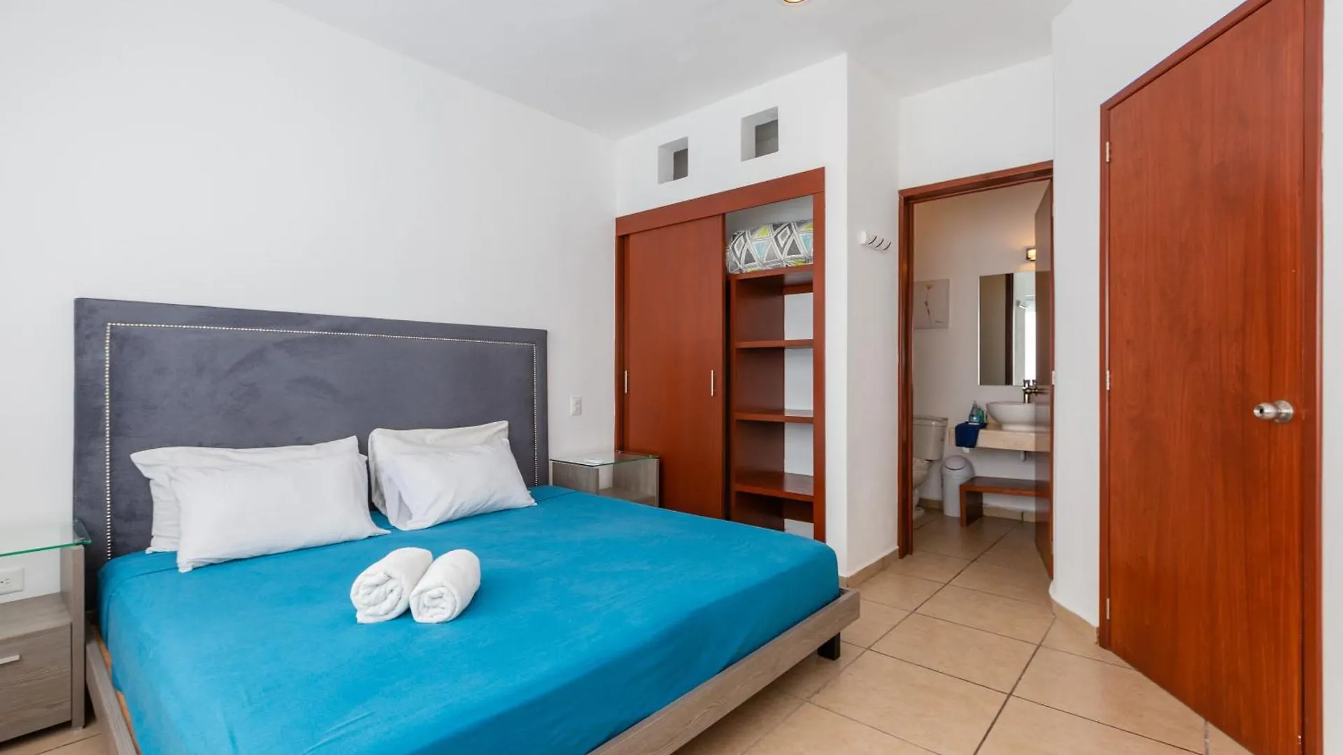 Best Apartments And Penthouses With Jacuzzi Pool In Pdc! Playa del Carmen