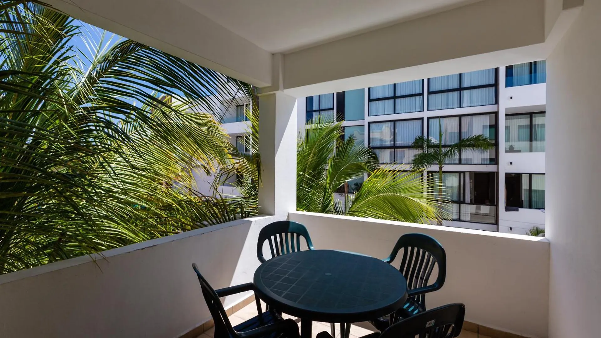 Best Apartments And Penthouses With Jacuzzi Pool In Pdc! Playa del Carmen 0*,
